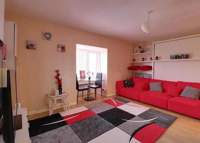 Luxury Studio Apartment